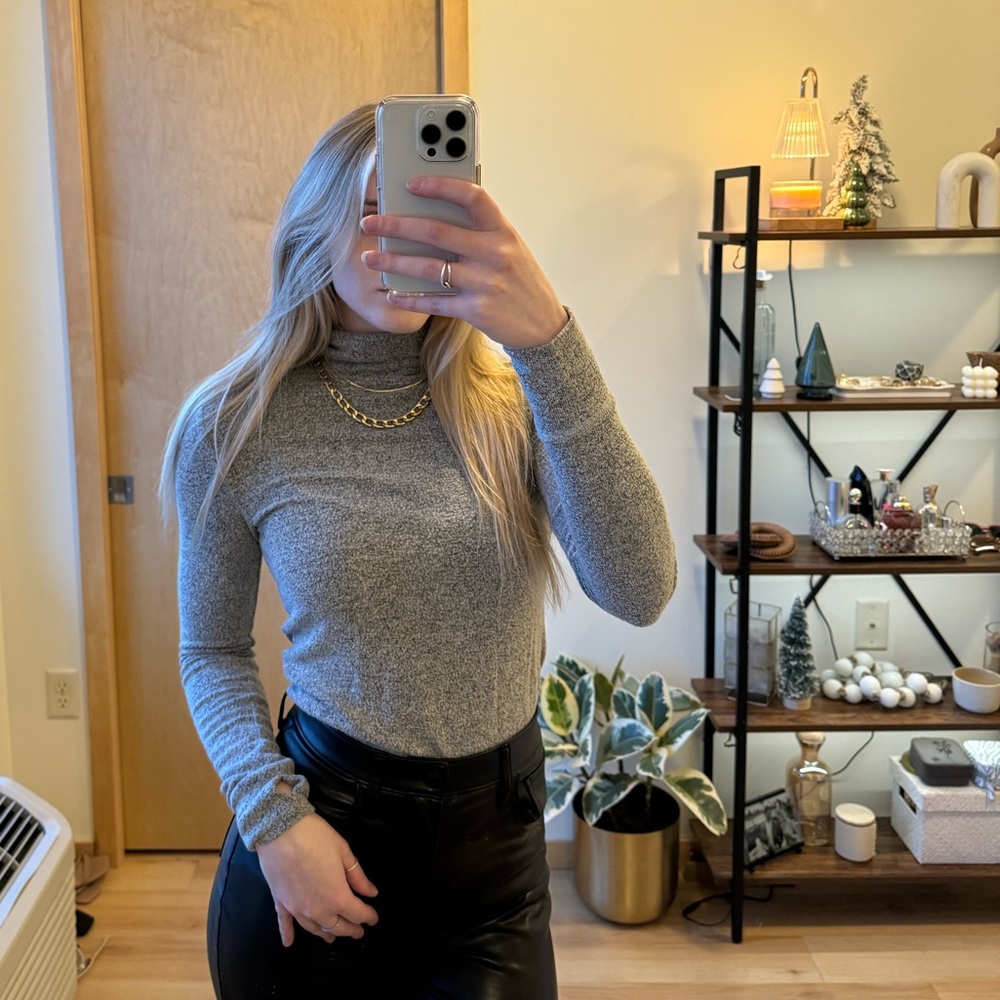 PacSun Turtleneck Sweater